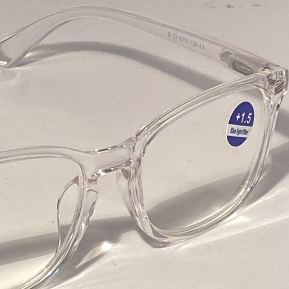 1506 Colette 1.5 Clear Reading Glasses Soft Butterfly Readers NWT - Picture 7 of 9